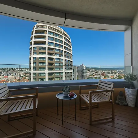 Sky Park Panorama 22nd Floor Free Parking Daire Bratislava